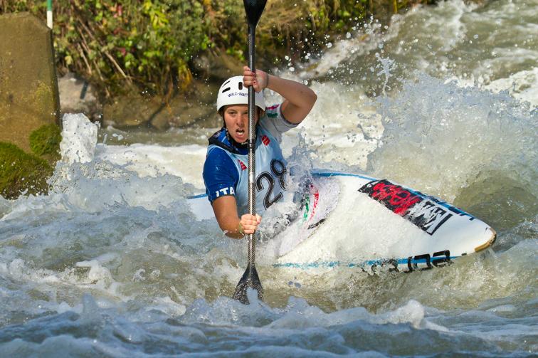 Eleonora Lucato tricolore nella canoa-slalom